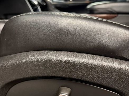 Used 2015 Cadillac XTS Luxury AWD/4WD image 23