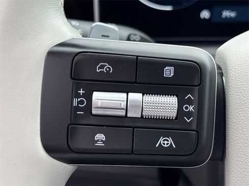 Used 2024 Hyundai Santa Fe Calligraphy image 24