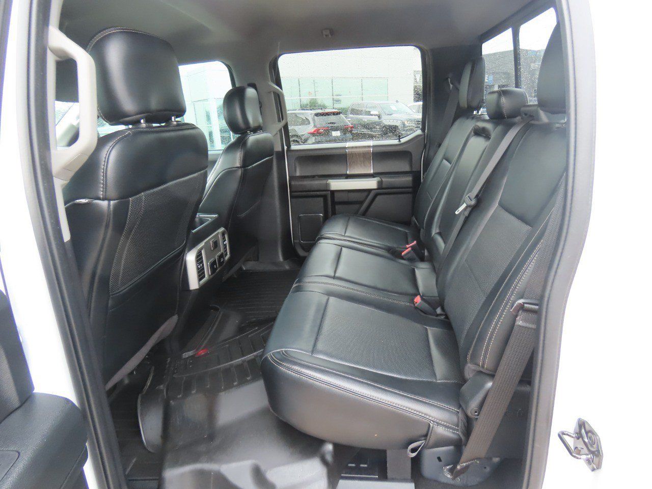 Used 2019 Ford F250 Lariat w/ Lariat Value Package AWD/4WD image 21