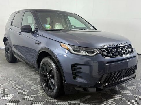 New 2025 Land Rover Discovery Sport Dynamic SE image 10