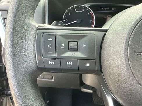Used 2024 Nissan Rogue SV AWD/4WD image 23