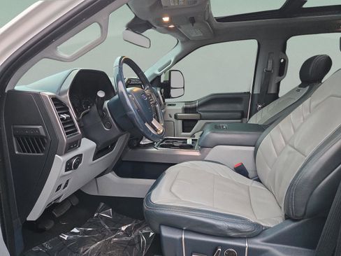 Used 2022 Ford F350 Limited w/ FX4 Off-Road Package image 26