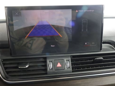 Used 2023 Audi Q5 2.0T Premium w/ Convenience Package image 46