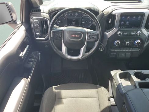 Used 2019 GMC Sierra 1500 SLE w/ Enhanced Capability Package AWD/4WD image 12