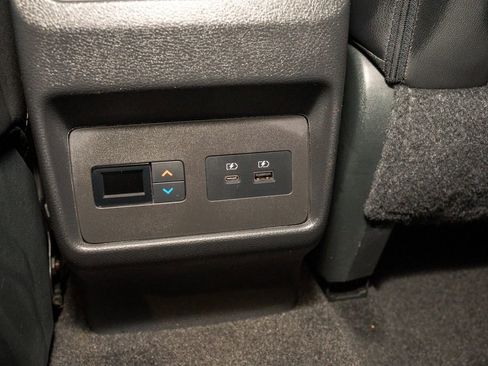 Used 2022 Nissan Rogue SL w/ SL Premium Package image 8