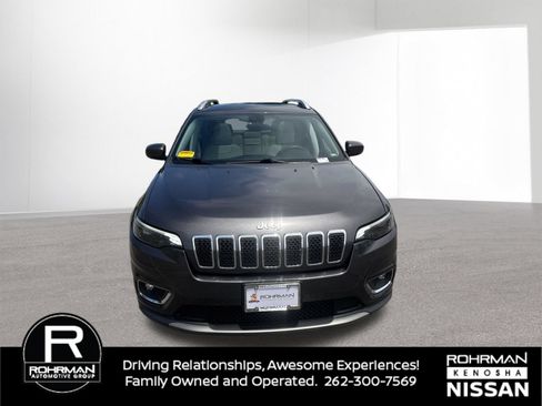 Used 2019 Jeep Cherokee Limited w/ Luxury Group FWD image 9