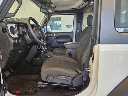 Used 2024 Jeep Wrangler Sport image 14