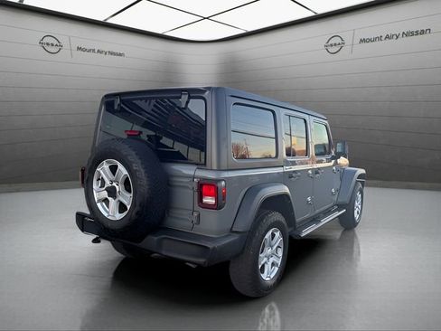 Used 2023 Jeep Wrangler Sport S image 3