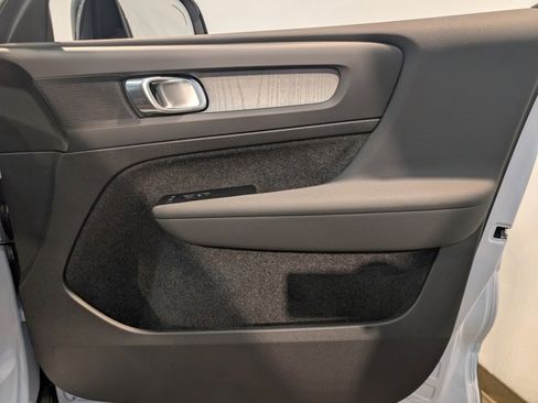 New 2026 Volvo XC40 B5 Plus w/ Protection Package Premier image 30