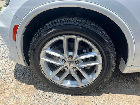Used 2023 Dodge Durango GT RWD image 7