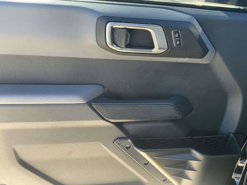 Used 2023 Ford Bronco Big Bend image 12