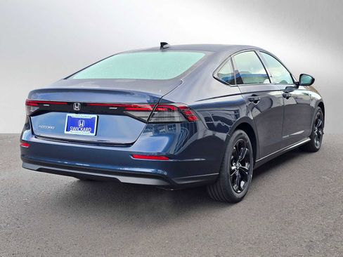 New 2025 Honda Accord SE image 3