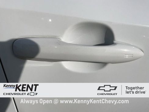 Used 2023 Toyota Corolla SE image 12