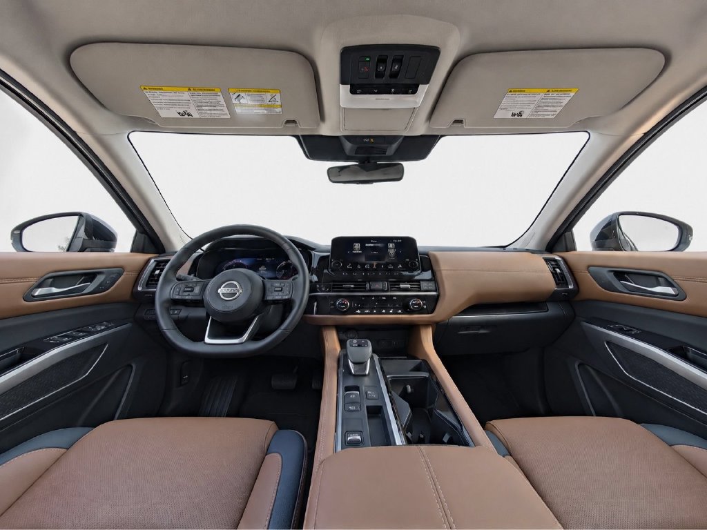 Certified 2025 Nissan Pathfinder Platinum w/ Cargo Package FWD image 21