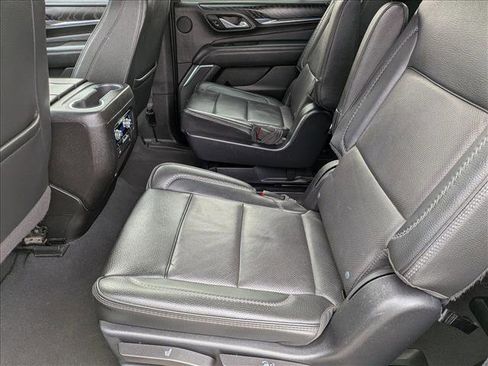 Used 2023 GMC Yukon Denali AWD/4WD image 17