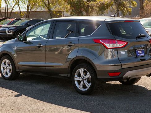 Used 2016 Ford Escape SE image 7