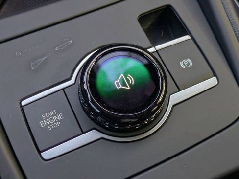 New 2026 Volkswagen Tiguan SE R-Line FWD image 26