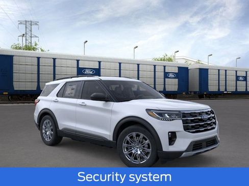 New 2026 Ford Explorer Active w/ Active Comfort Package image 7