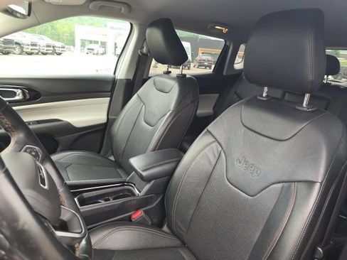 Used 2022 Jeep Compass Limited AWD/4WD image 11