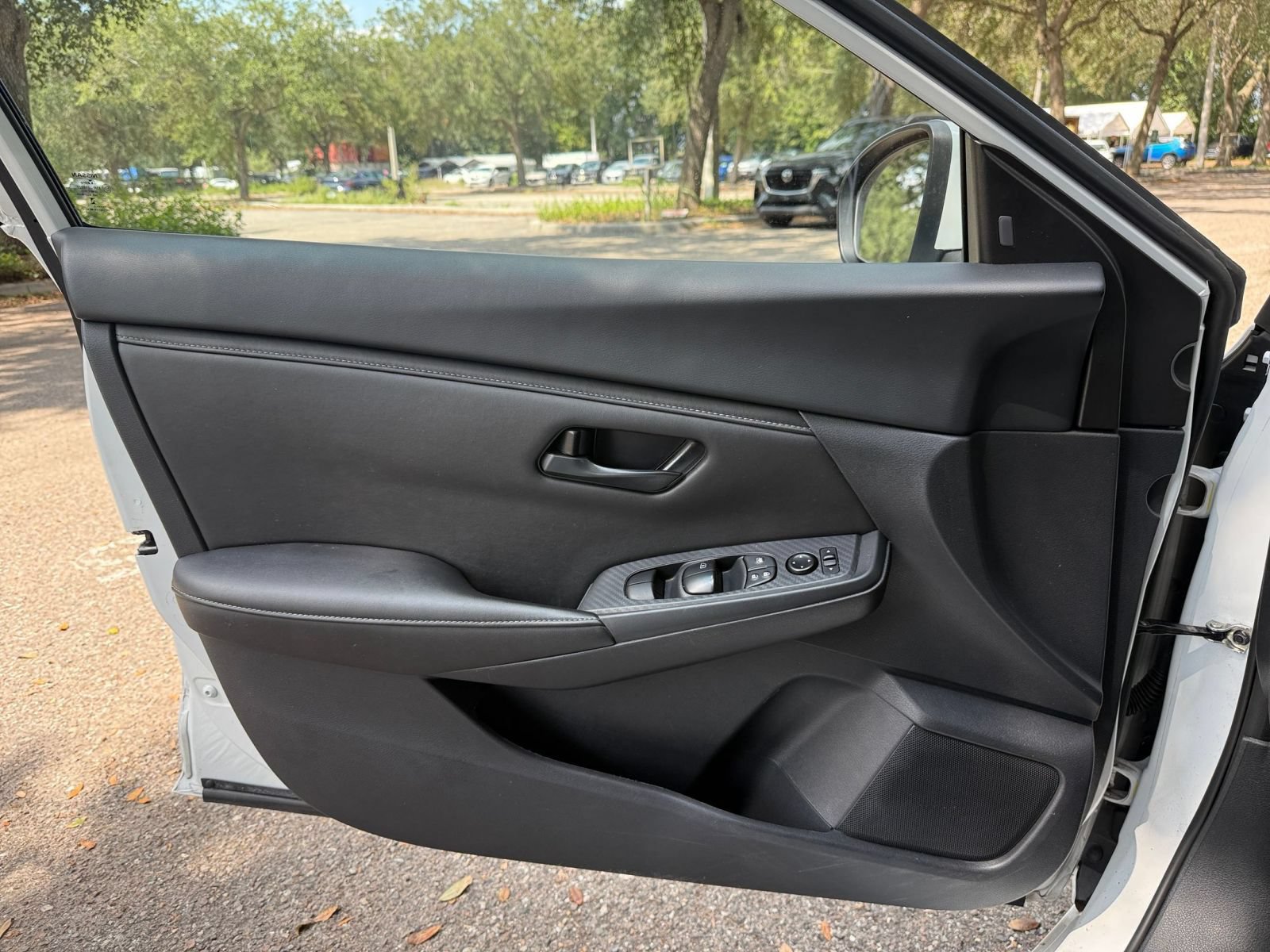 Used 2025 Nissan Sentra S FWD image 19