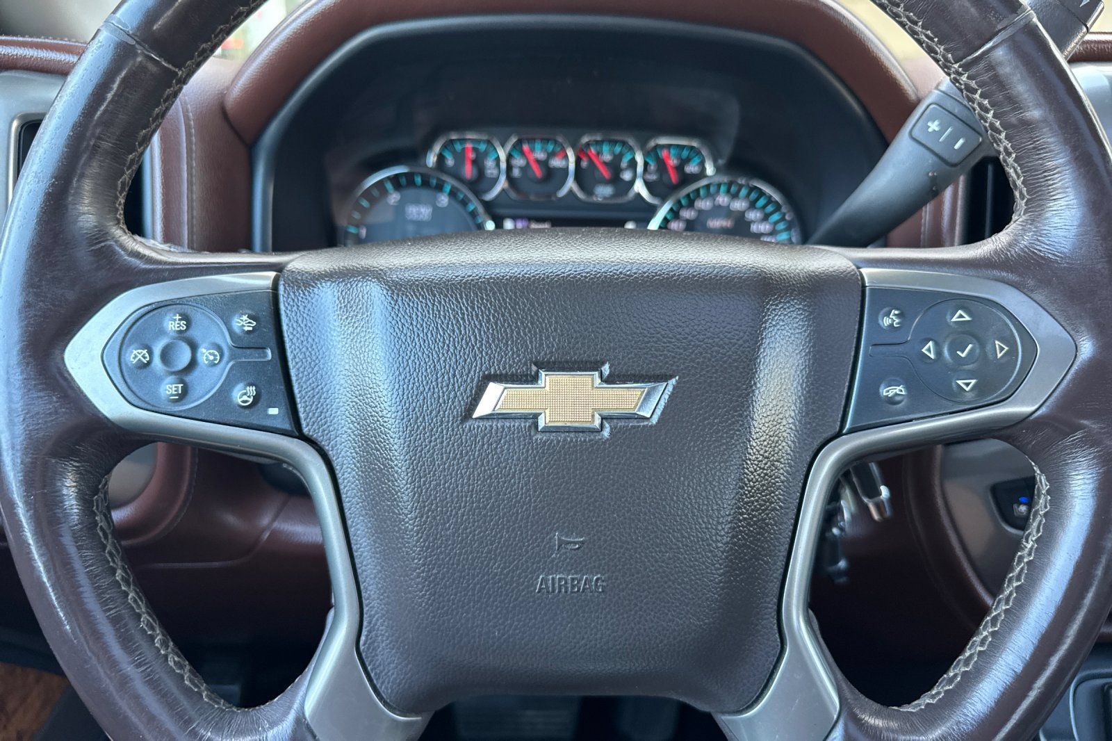 Used 2017 Chevrolet Silverado 2500 High Country w/ Duramax Plus Package AWD/4WD image 20