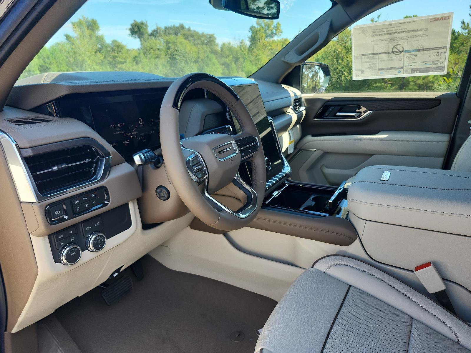 New 2027 GMC Yukon Denali w/ Sun & Power Step Package AWD/4WD image 12