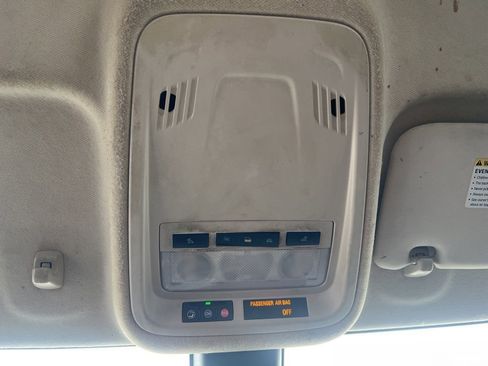 Used 2017 Chevrolet Cruze LT w/ Convenience Package image 22