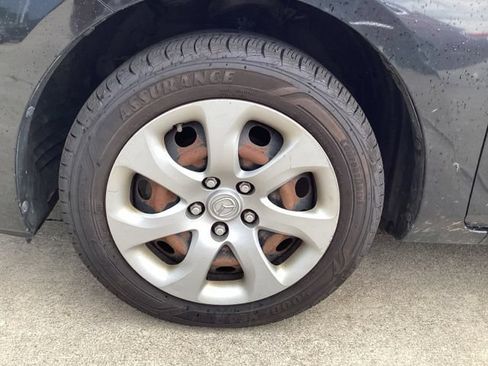 Used 2013 MAZDA MAZDA3 i SV FWD image 5