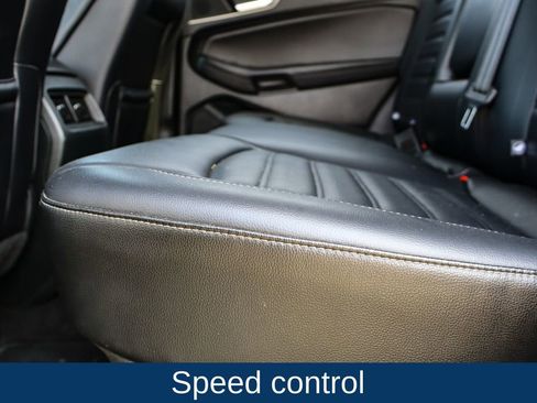 Used 2024 Ford Edge SEL image 13