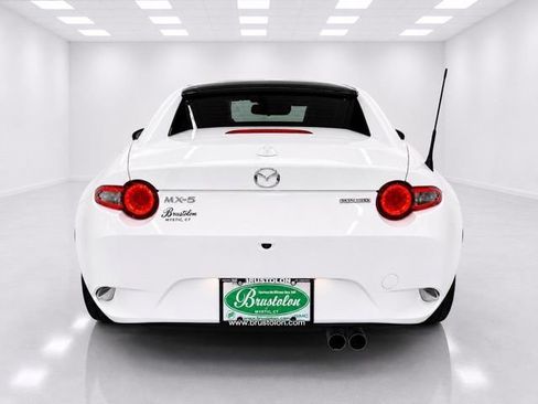 Used 2020 MAZDA MX-5 Miata RF Grand Touring RWD image 10