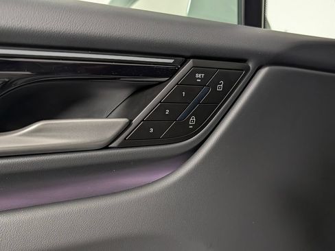 New 2026 Porsche Macan 4 Electric AWD/4WD image 26