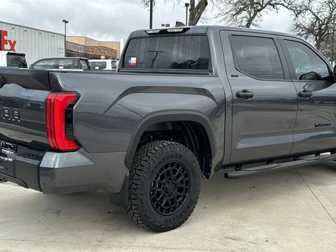 New 2026 Toyota Tundra SR5 image 6