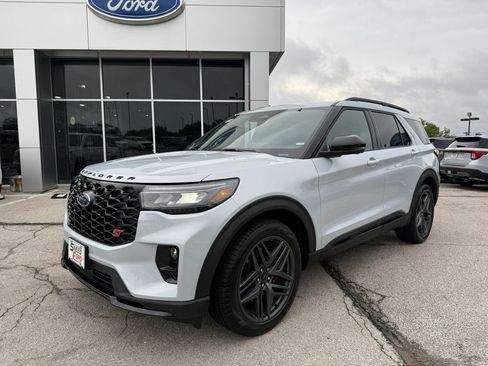 New 2026 Ford Explorer ST w/ Sun And Sound Package AWD/4WD image 3