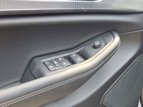 New 2025 Jeep Grand Cherokee L Laredo image 23