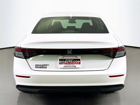 Used 2024 Honda Accord EX image 6