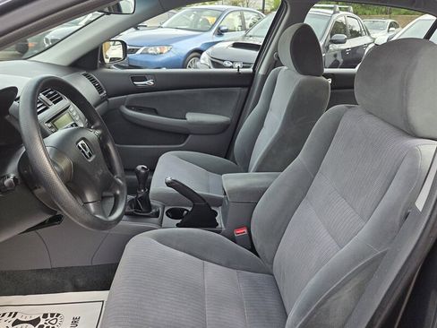Used 2004 Honda Accord LX image 11