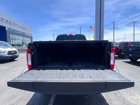 Used 2018 Ford F250 Lariat w/ Lariat Ultimate Package AWD/4WD image 10