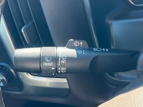 Used 2018 Chevrolet Silverado 1500 LT w/ All Star Edition AWD/4WD image 28
