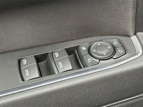 Used 2024 Chevrolet Silverado 1500 LTZ image 12