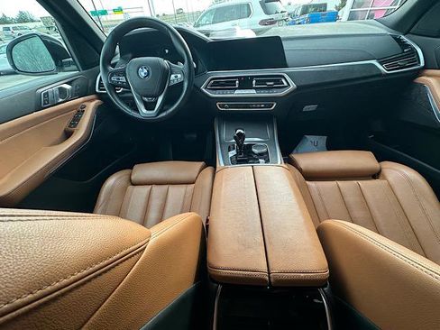 Certified 2022 BMW X5 xDrive45e image 23