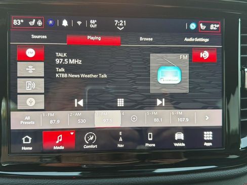 Used 2024 Dodge Durango GT AWD/4WD image 9