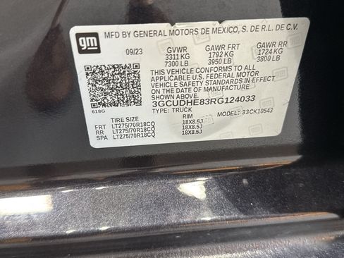 Used 2024 Chevrolet Silverado 1500 ZR2 w/ Technology Package AWD/4WD image 43