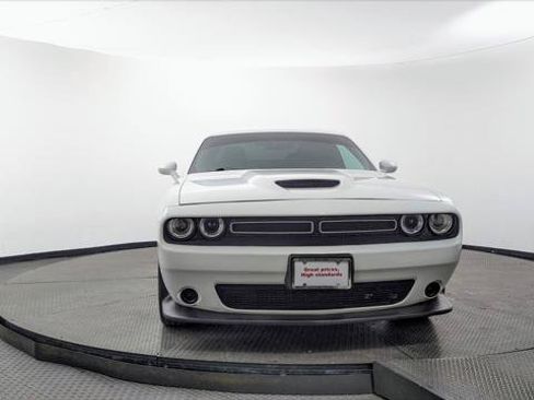 Used 2023 Dodge Challenger GT AWD/4WD image 12