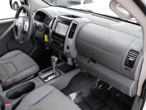 Used 2019 Nissan Frontier S RWD image 9