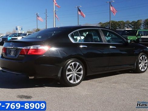 Used 2015 Honda Accord Sport image 5
