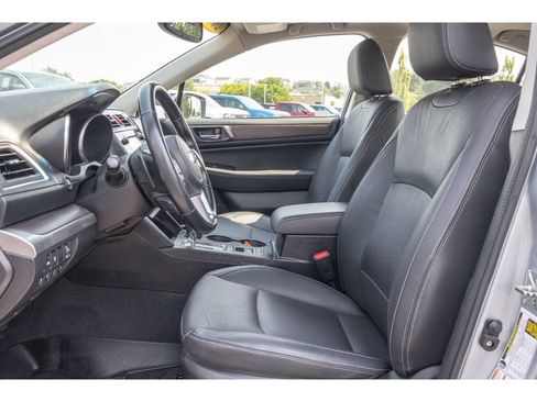 Used 2016 Subaru Legacy 3.6R Limited AWD/4WD image 14