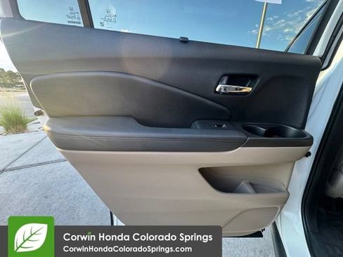 Used 2021 Honda Pilot Touring image 26