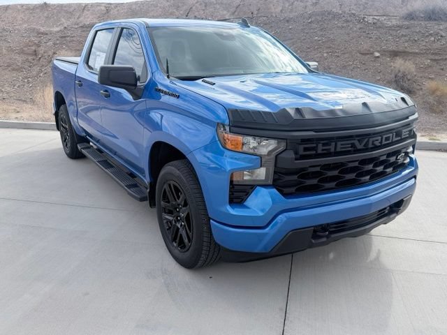 Used 2025 Chevrolet Silverado 1500 Custom RWD image 3
