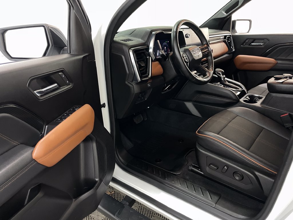Certified 2024 GMC Canyon AT4 w/ Canyon Safety Plus Package AWD/4WD image 24