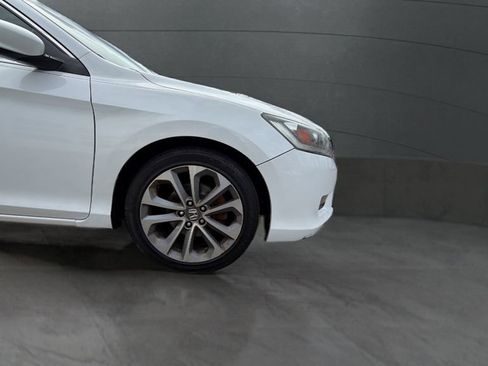 Used 2015 Honda Accord Sport image 14